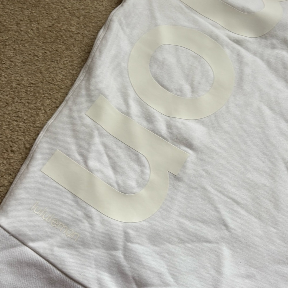 Lululemon Logo crewneck - Picture 3 of 5